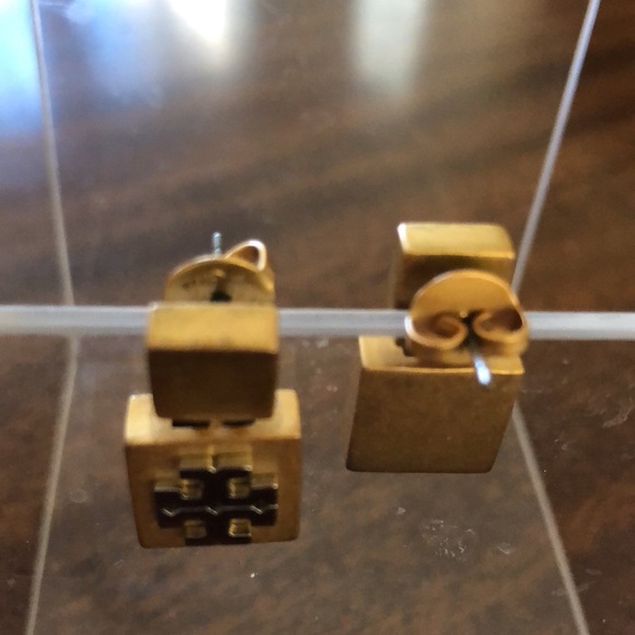 TORY BURCH•Vintage hanging square logo Earrings - Picture 16 of 16